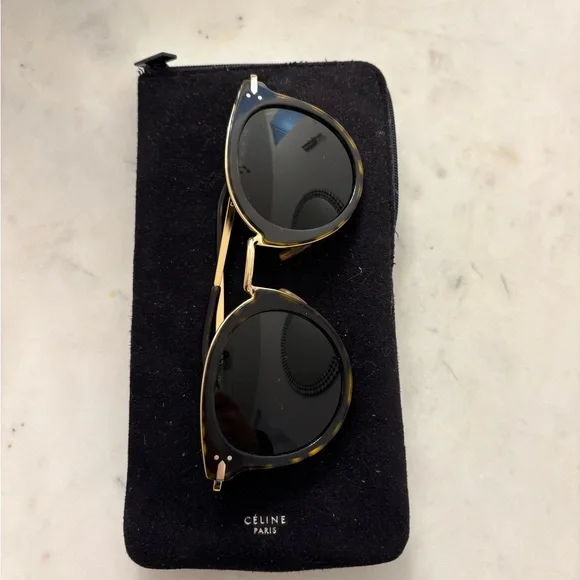 Celine Tortoise and Gold Sunglasses - Picture 6 of 6